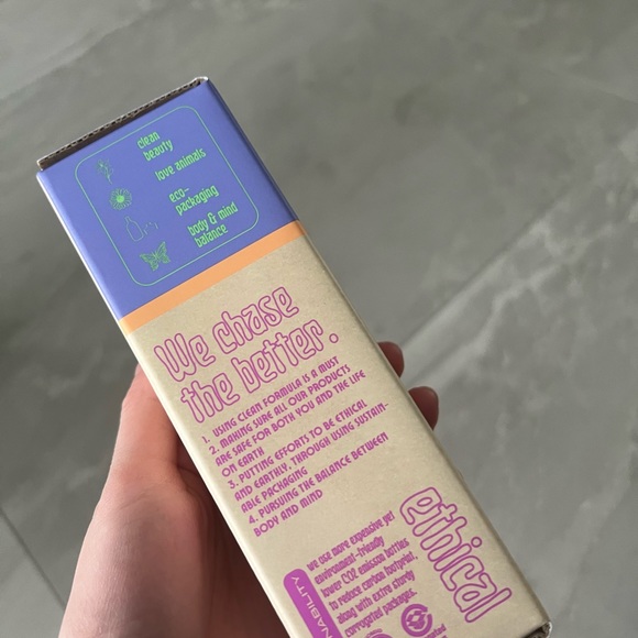 Magic beauty shroom serum - Picture 2 of 4